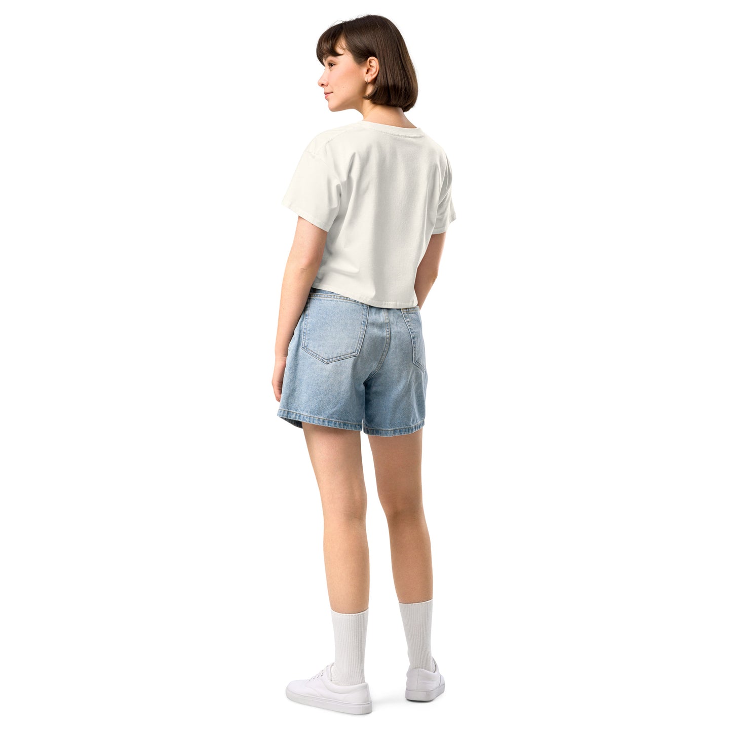 Women’s longer crop top t-shirt embroidered LOVE emblem